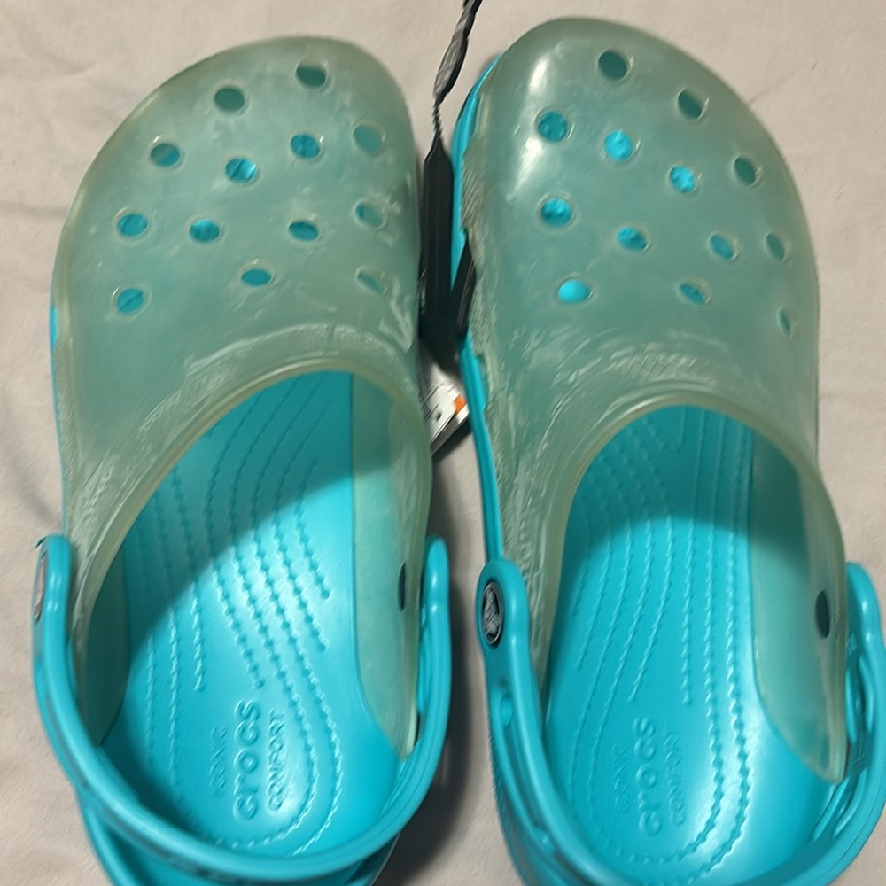 Crocs - Picture 3 of 3